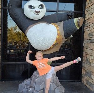 Meet your Posher, Lisa